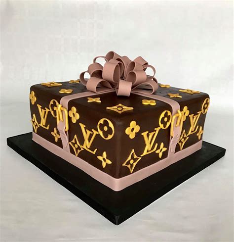 images of louis vuitton cakes|Louis Vuitton cake images.